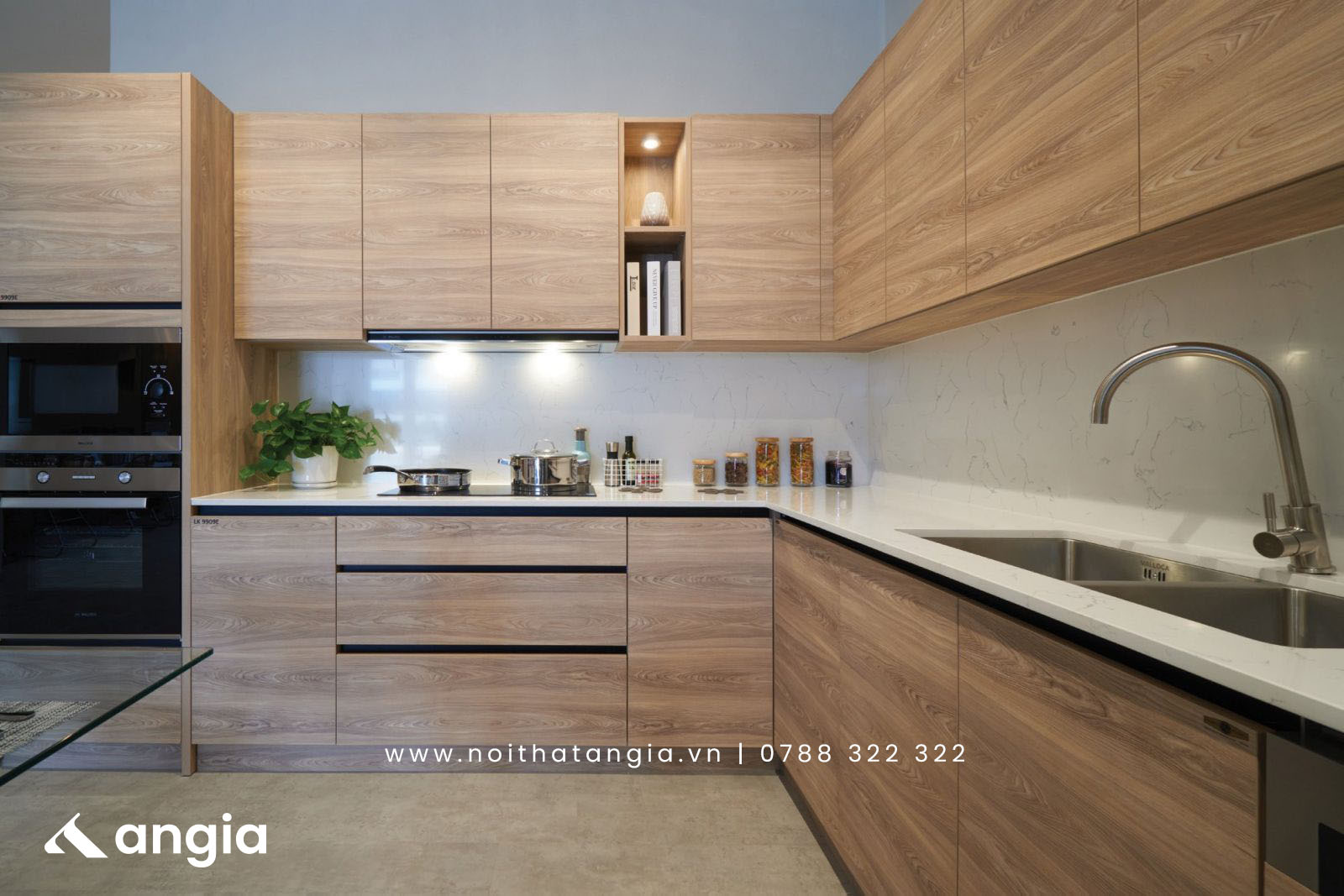 THI CÔNG TỦ BẾP CẦN THƠ