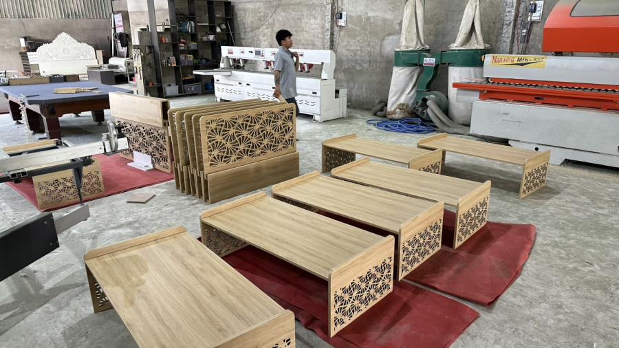 NỘI THẤT TIỆM MÌ CAY CẦN THƠ