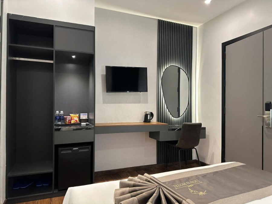 THI CÔNG KHÁCH SẠN LION 11 HOTEL - CẦN THƠ