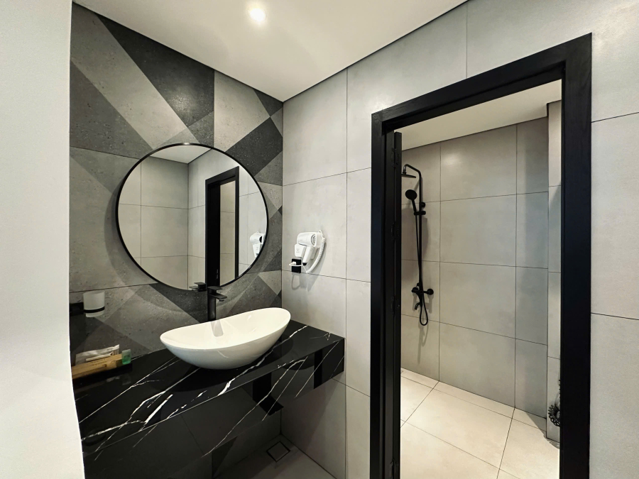 THI CÔNG KHÁCH SẠN LION 17 HOTEL - CẦN THƠ